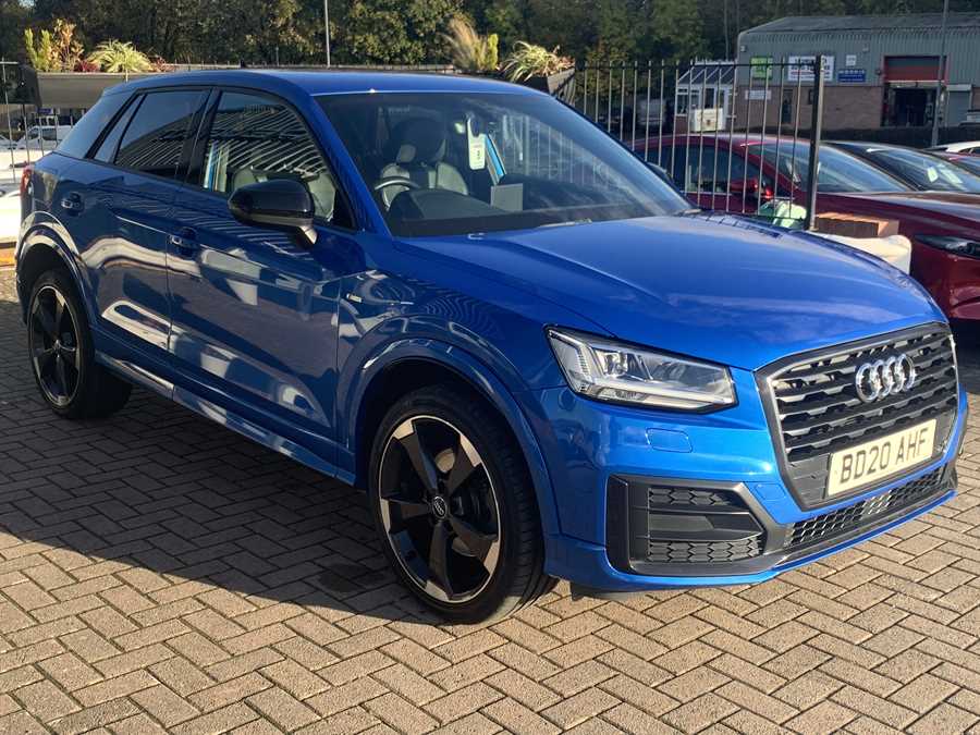 AUDI Q2